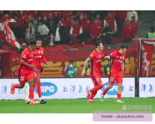 今晨欧冠附加赛五大看点强强对话火药味拉满引爆焦点战全城瞩目夜